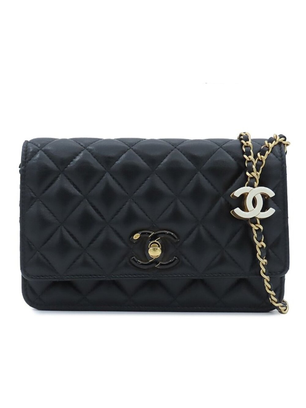 Chanel Chain Wallet Black Gold Shiny Lambskin Quilted Shoulder Bag